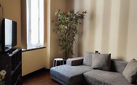 Daisy Apartment In Centro A Como